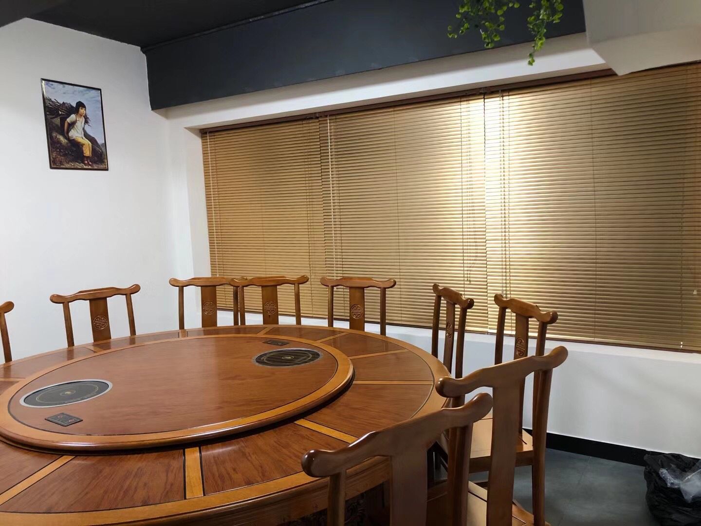 沙头角壹海城窗帘店定做百叶窗帘遮光窗帘