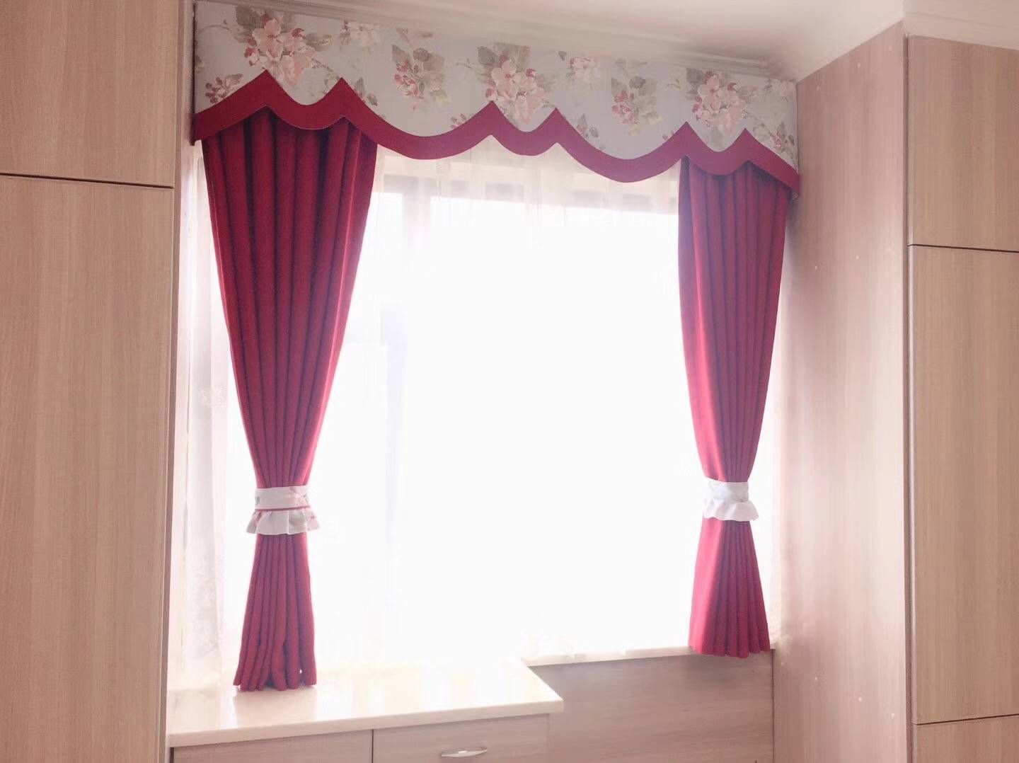 光明长圳窗帘定做凤凰英荟城遮光窗帘安装