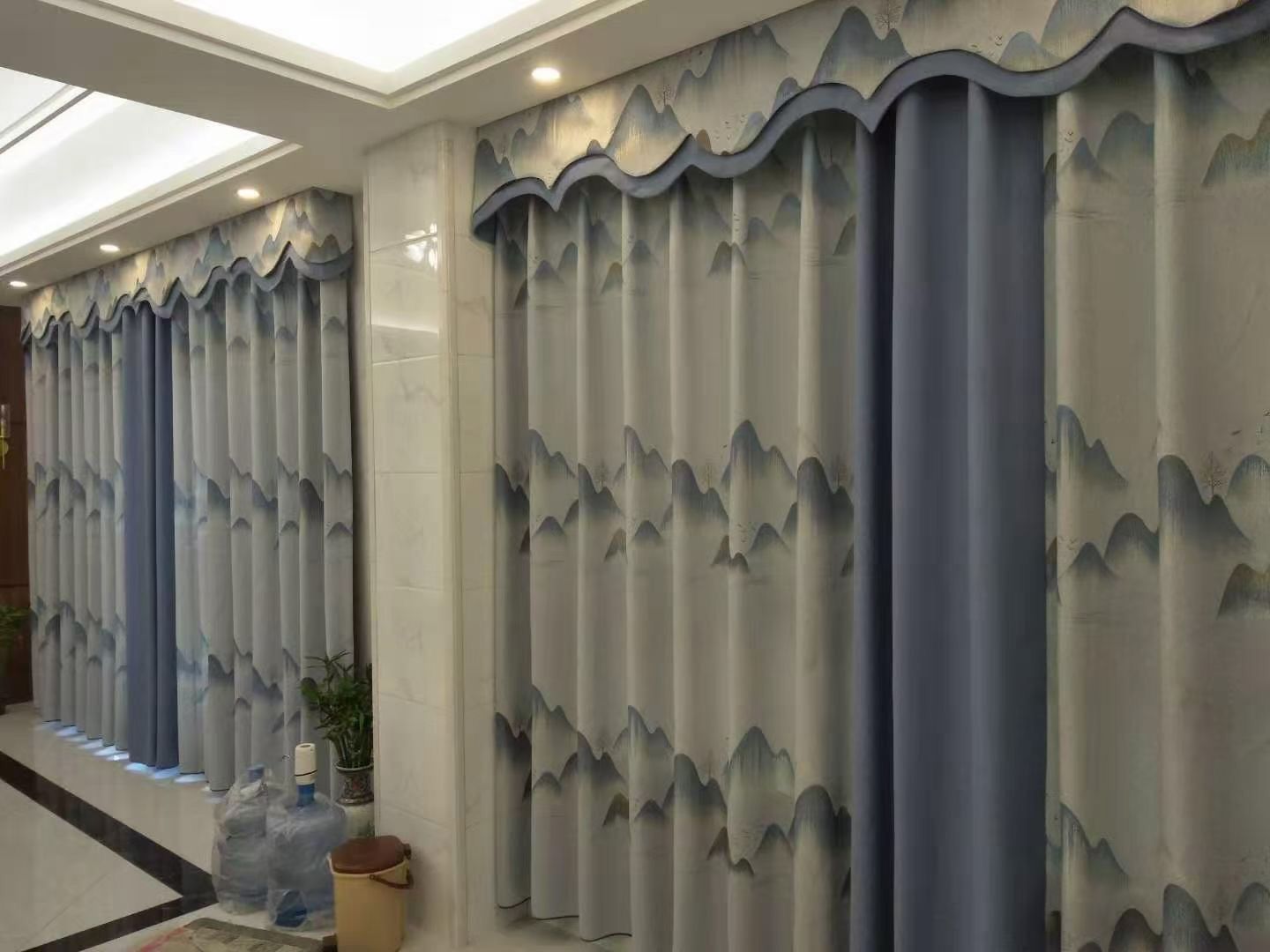 布吉木棉湾窗帘定做东方半岛花园家居遮光窗帘安装