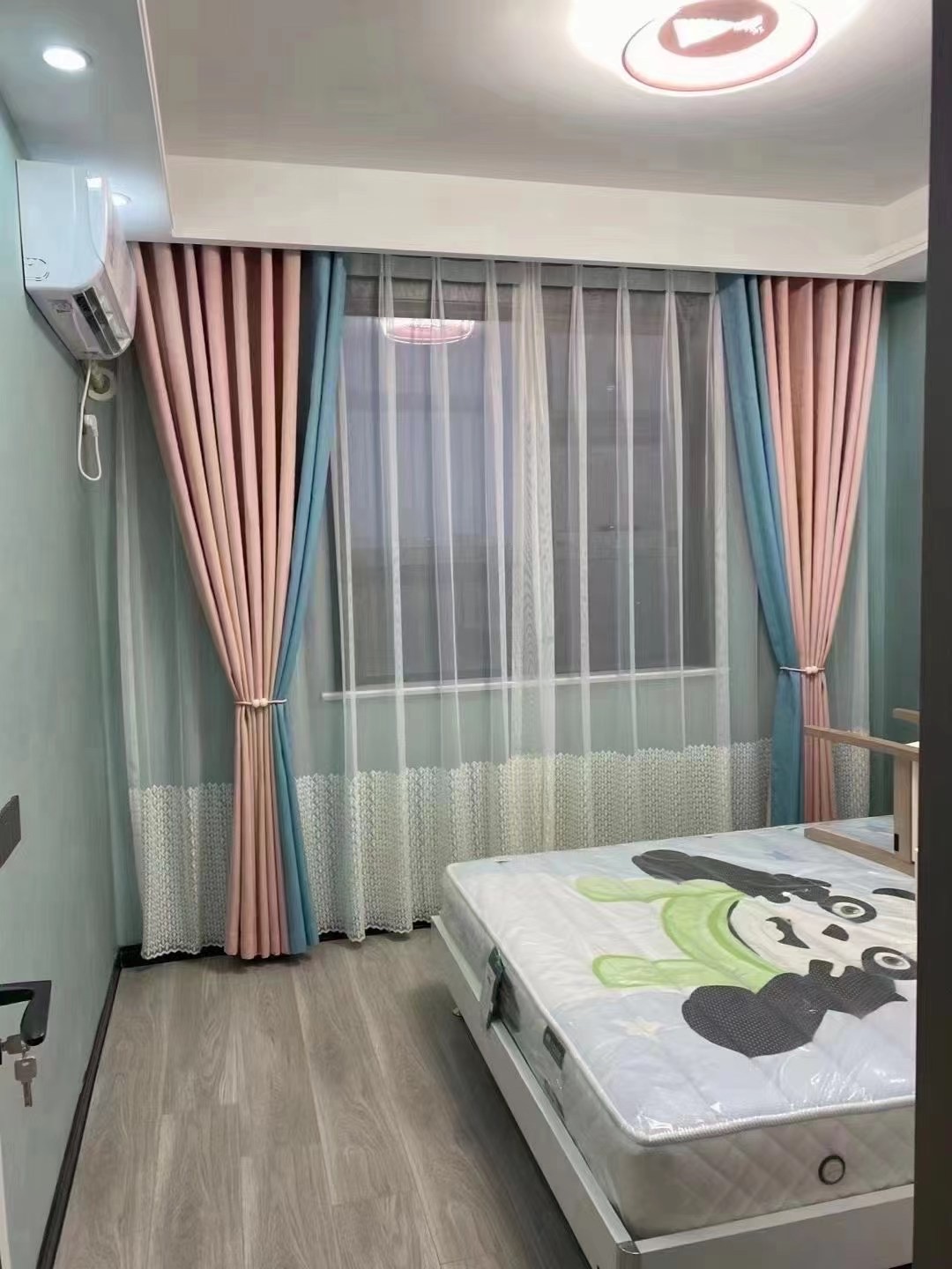 罗湖东门遮光窗帘定做_家居布艺窗帘_百叶窗帘安装