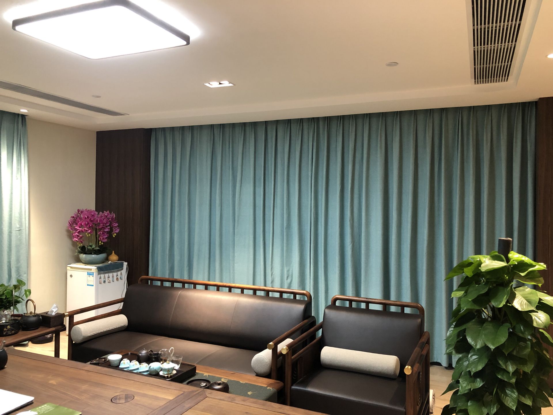 龙岗横岗遮光窗帘定做_家居布艺窗帘_百叶窗帘安装